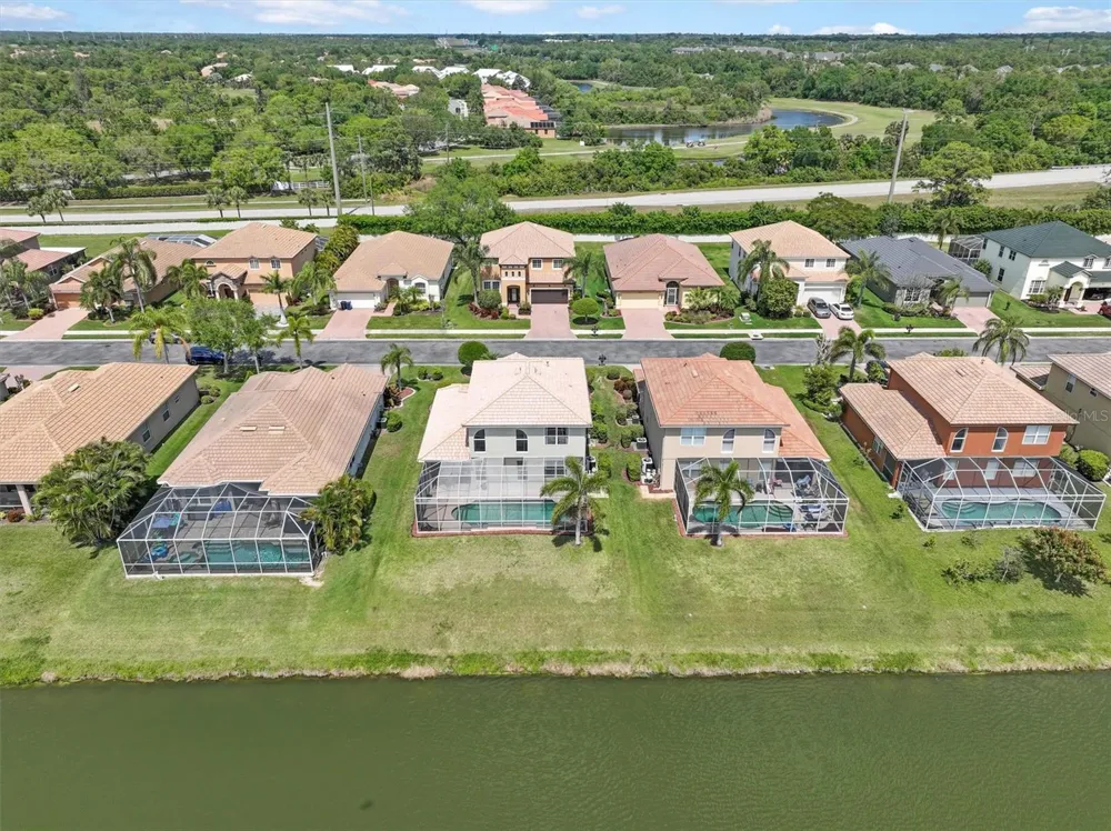 6918 74TH STREET CIRCLE E Bradenton, FL 34203