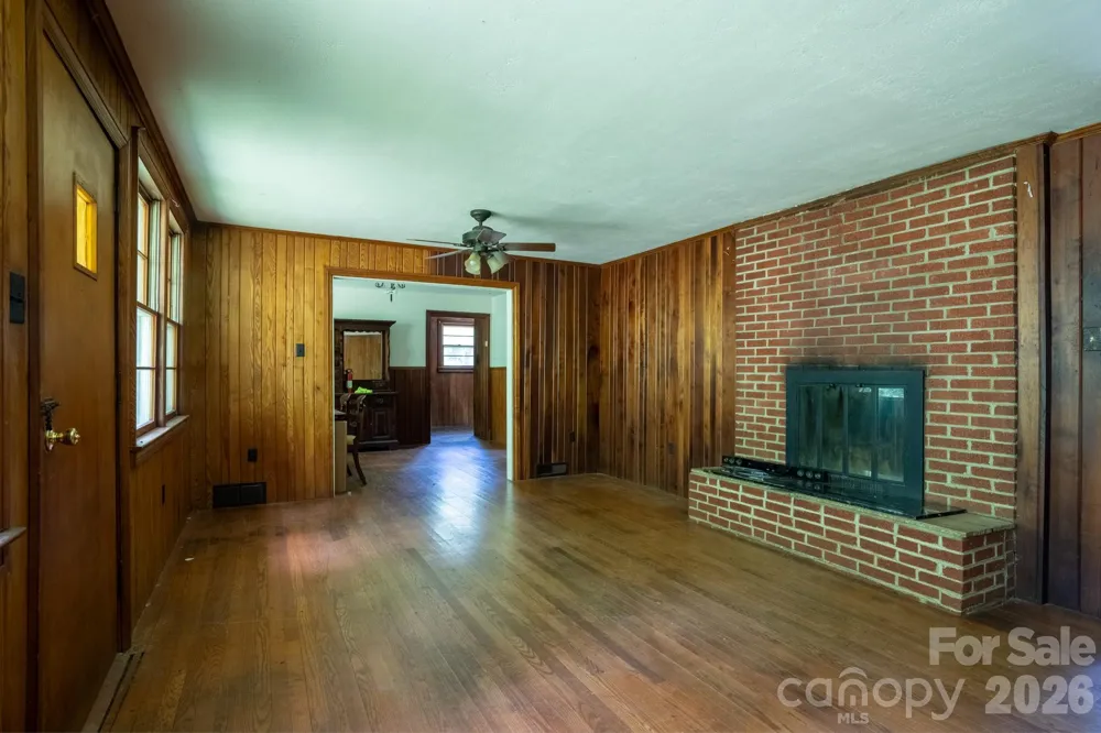 278 Shope Creek Road Asheville, NC 28805