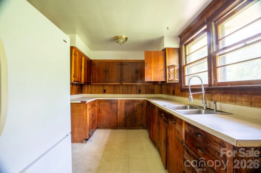 278 Shope Creek Road Asheville, NC 28805
