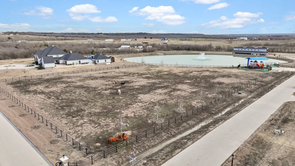 Blackstone Parkway Waxahachie, TX 75167