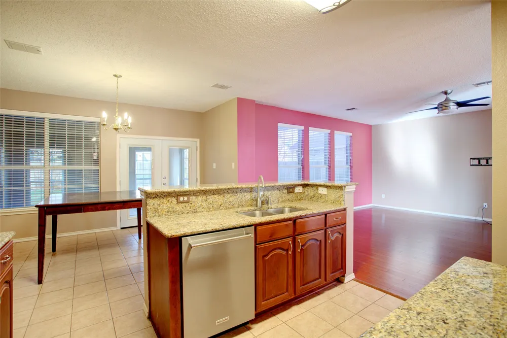 3507 Tamarack Drive Grand Prairie, TX 75052