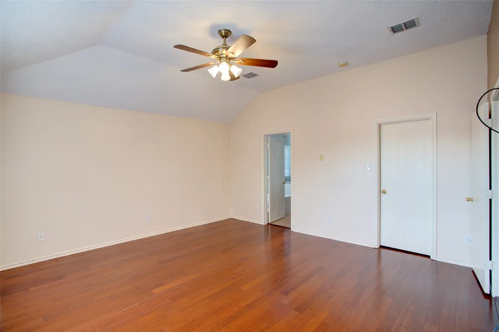 3507 Tamarack Drive Grand Prairie, TX 75052
