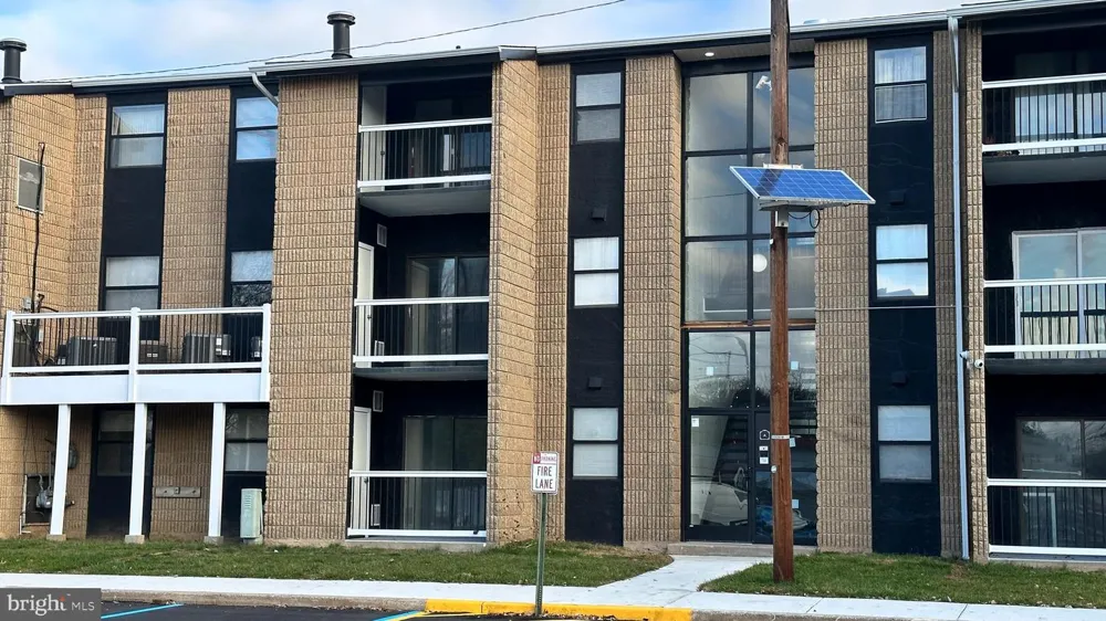300 BROADWAY #C4 Westville, NJ 08093
