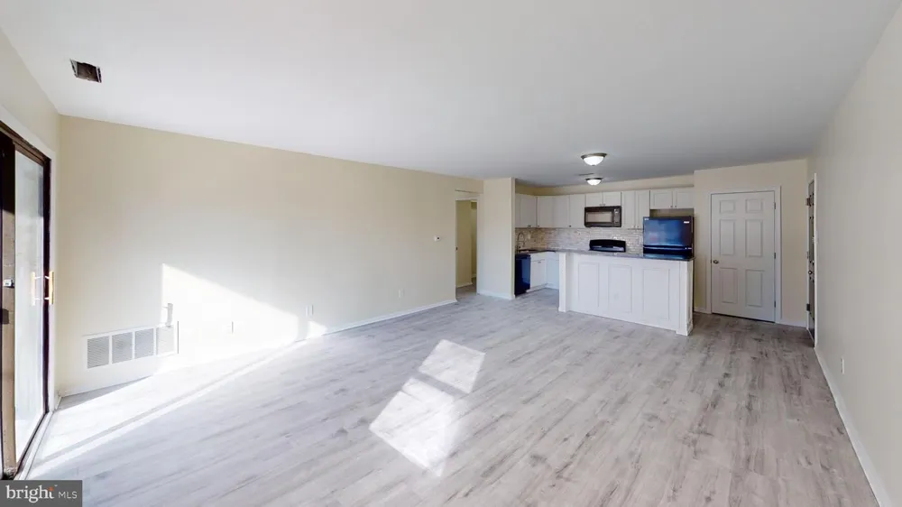 300 BROADWAY #C4 Westville, NJ 08093