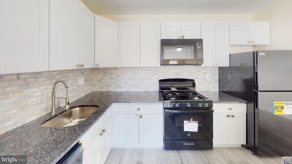 300 BROADWAY #C4 Westville, NJ 08093