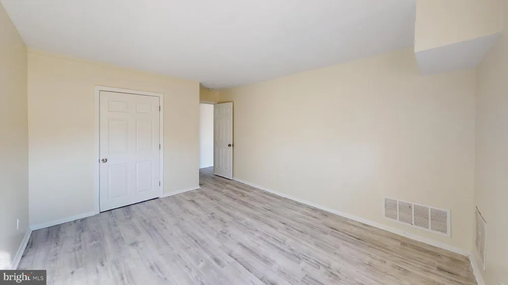 300 BROADWAY #C4 Westville, NJ 08093