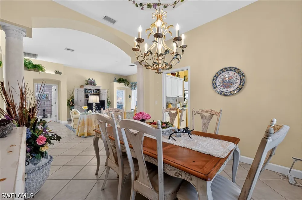 Island Cove Circle Naples, FL 34109