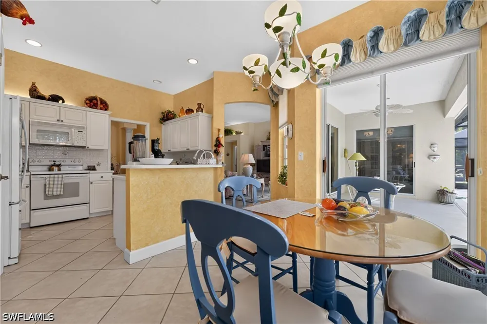 Island Cove Circle Naples, FL 34109