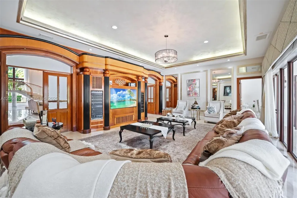 7701 Old Cutler Rd Coral Gables, FL 33143