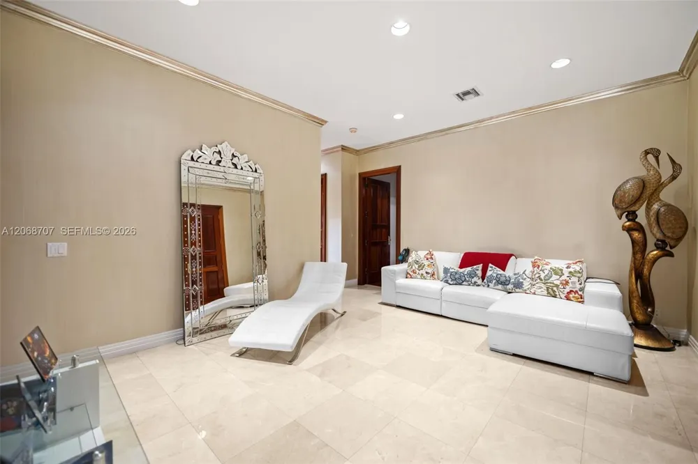 7701 Old Cutler Rd Coral Gables, FL 33143