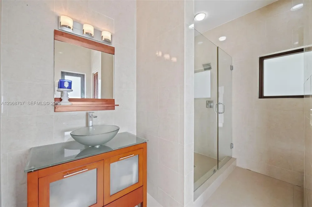 7701 Old Cutler Rd Coral Gables, FL 33143