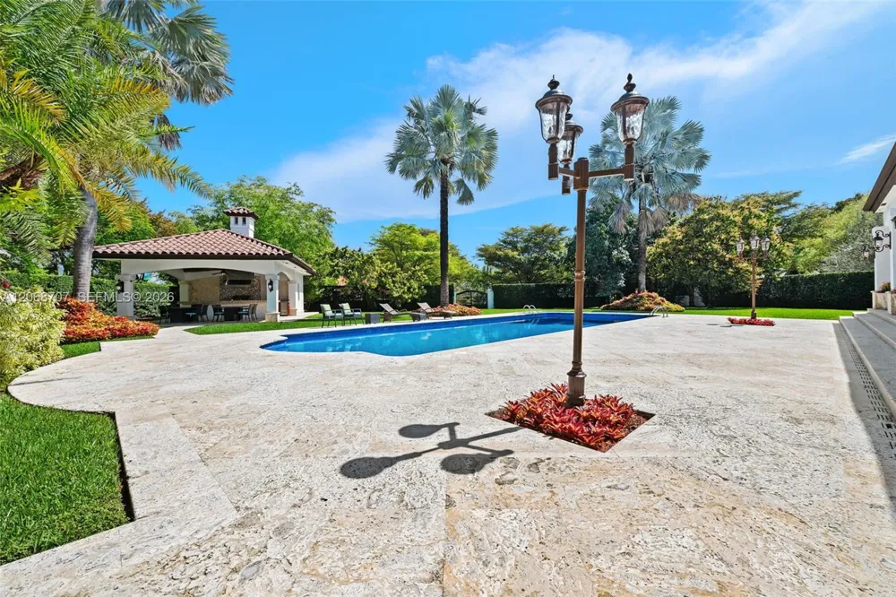 7701 Old Cutler Rd Coral Gables, FL 33143