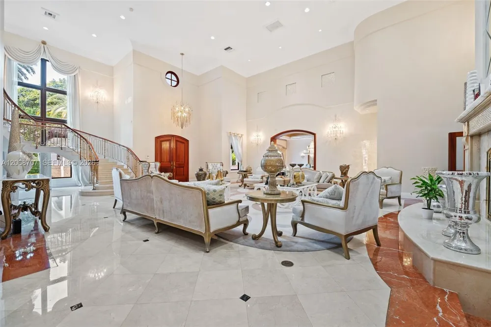 7701 Old Cutler Rd Coral Gables, FL 33143