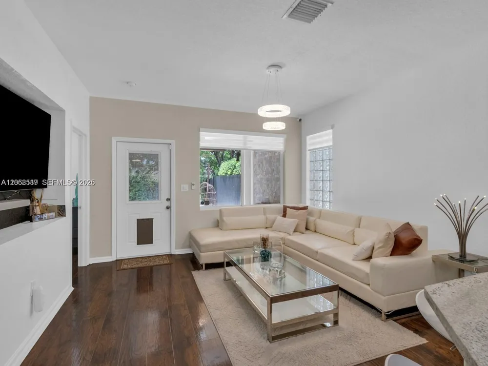 8956 SW 215th Ln #0 Cutler Bay, FL 33189