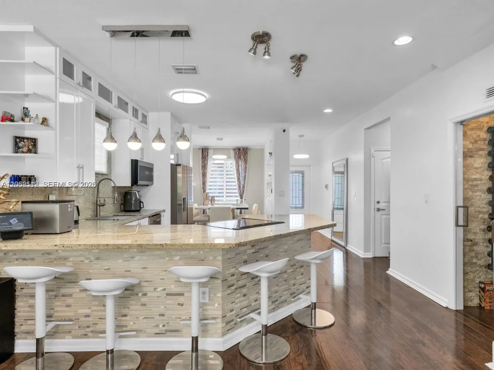 8956 SW 215th Ln #0 Cutler Bay, FL 33189