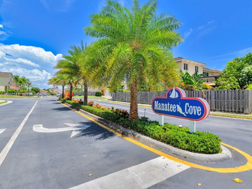 8956 SW 215th Ln #0 Cutler Bay, FL 33189