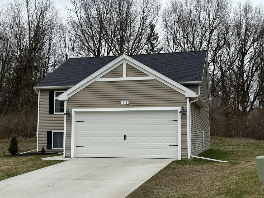 516 Macdonough Street Leoni Township, MI 49201