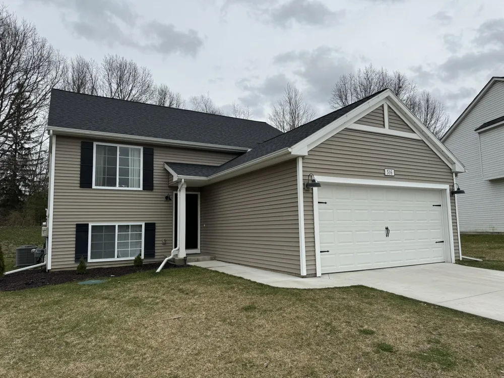 516 Macdonough Street Leoni Township, MI 49201