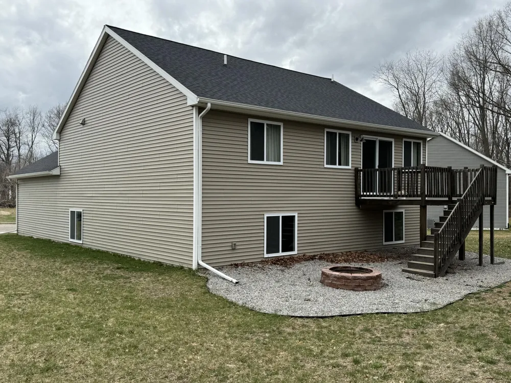516 Macdonough Street Leoni Township, MI 49201