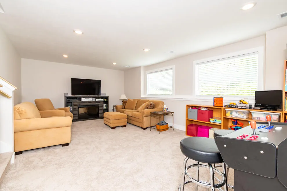1423 Village Circle Oshtemo Charter Township, MI 49009