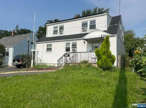 627 Schuyler Avenue