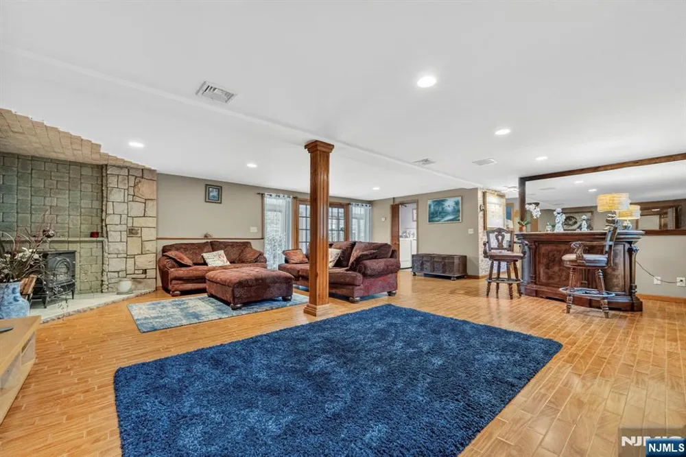 251 Mountain Road Sparta, NJ 07871