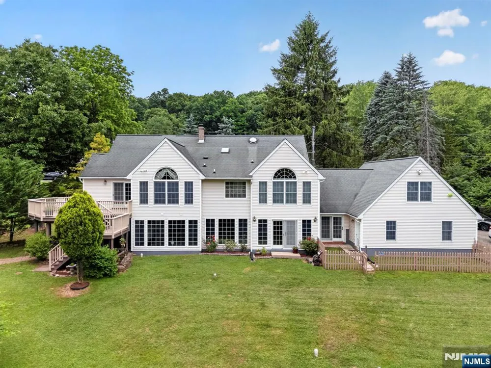 251 Mountain Road Sparta, NJ 07871