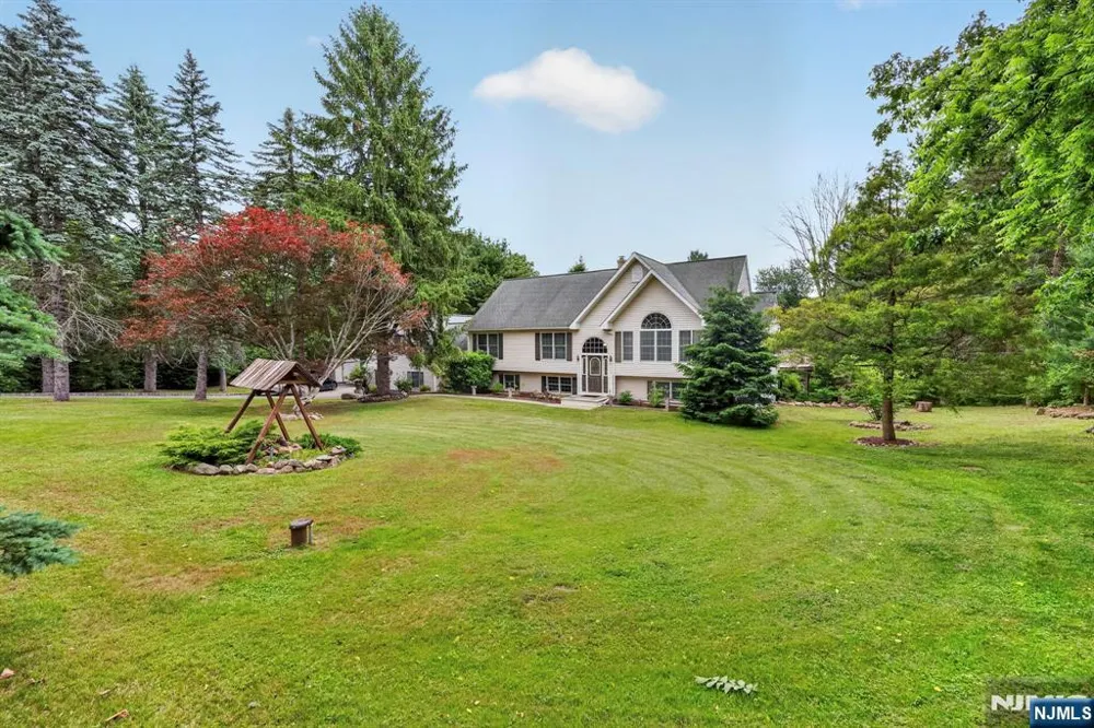 251 Mountain Road Sparta, NJ 07871