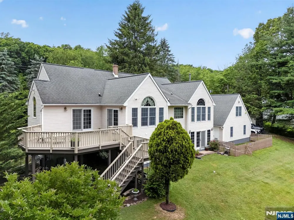 251 Mountain Road Sparta, NJ 07871
