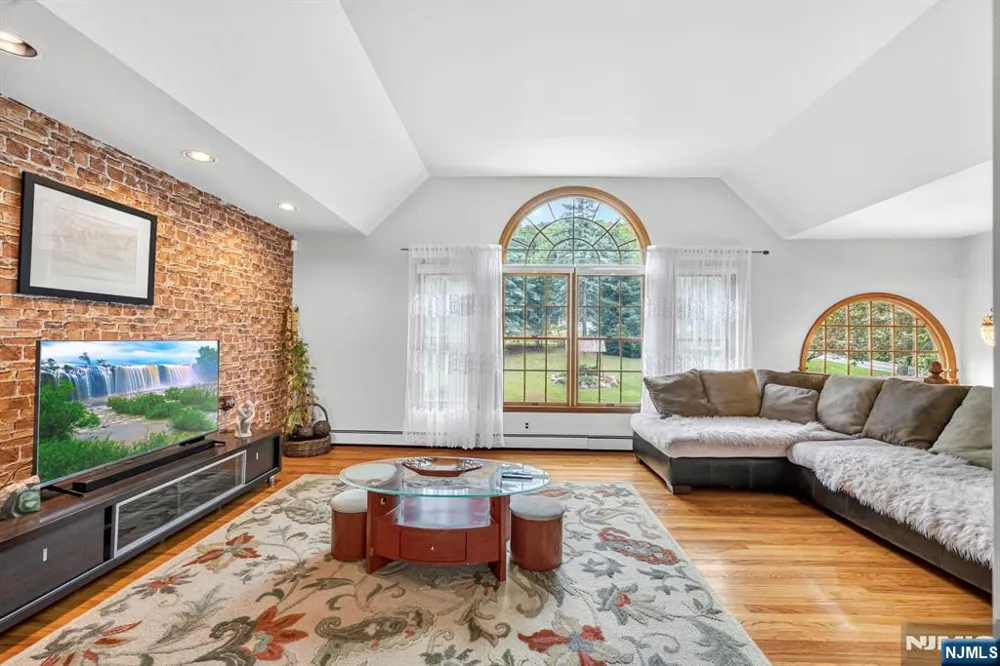 251 Mountain Road Sparta, NJ 07871