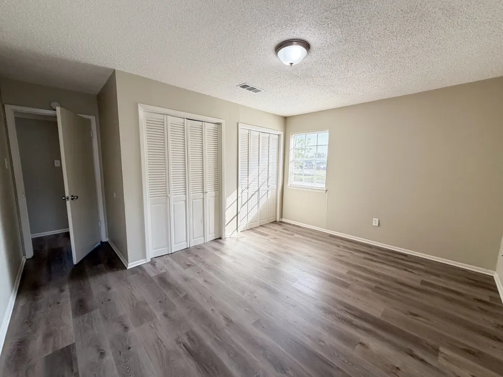 101 W Latimer Street #B Ennis, TX 75119