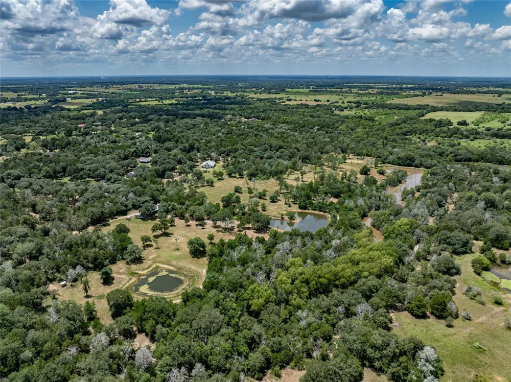 1126 Abel Road New Ulm, TX 78950