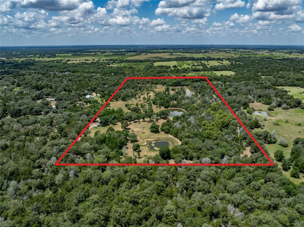 1126 Abel Road New Ulm, TX 78950