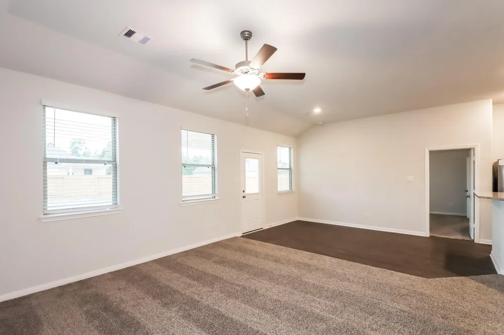 26020 Babe Ruth Drive Splendora, TX 77372