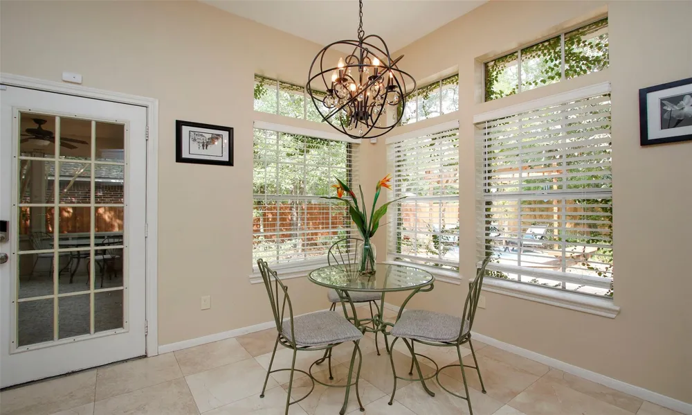 19 E Sunny Slope Circle The Woodlands, TX 77381