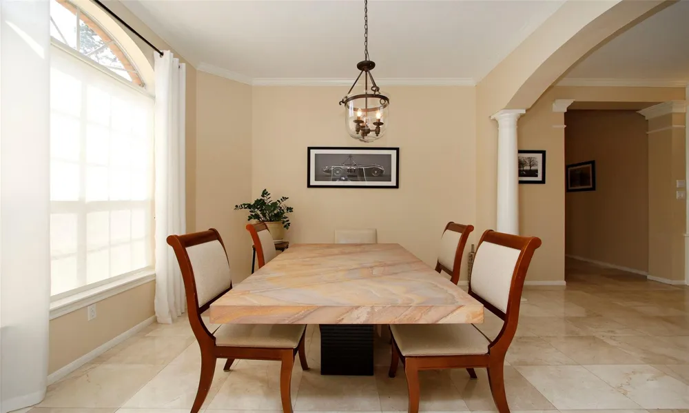 19 E Sunny Slope Circle The Woodlands, TX 77381