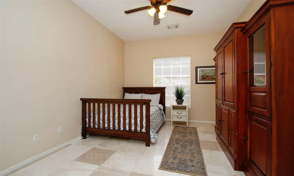 19 E Sunny Slope Circle The Woodlands, TX 77381