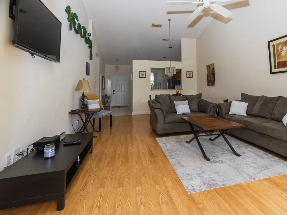 2491 Aragon Boulevard #2 Sunrise, FL 33322