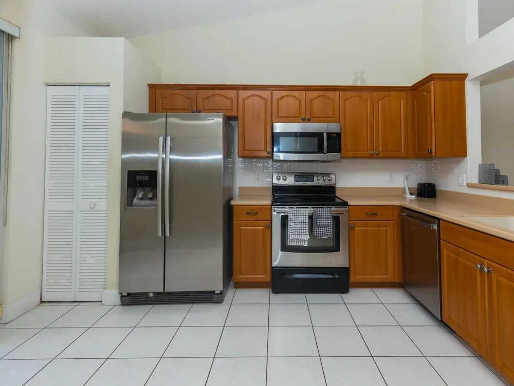 2491 Aragon Boulevard #2 Sunrise, FL 33322