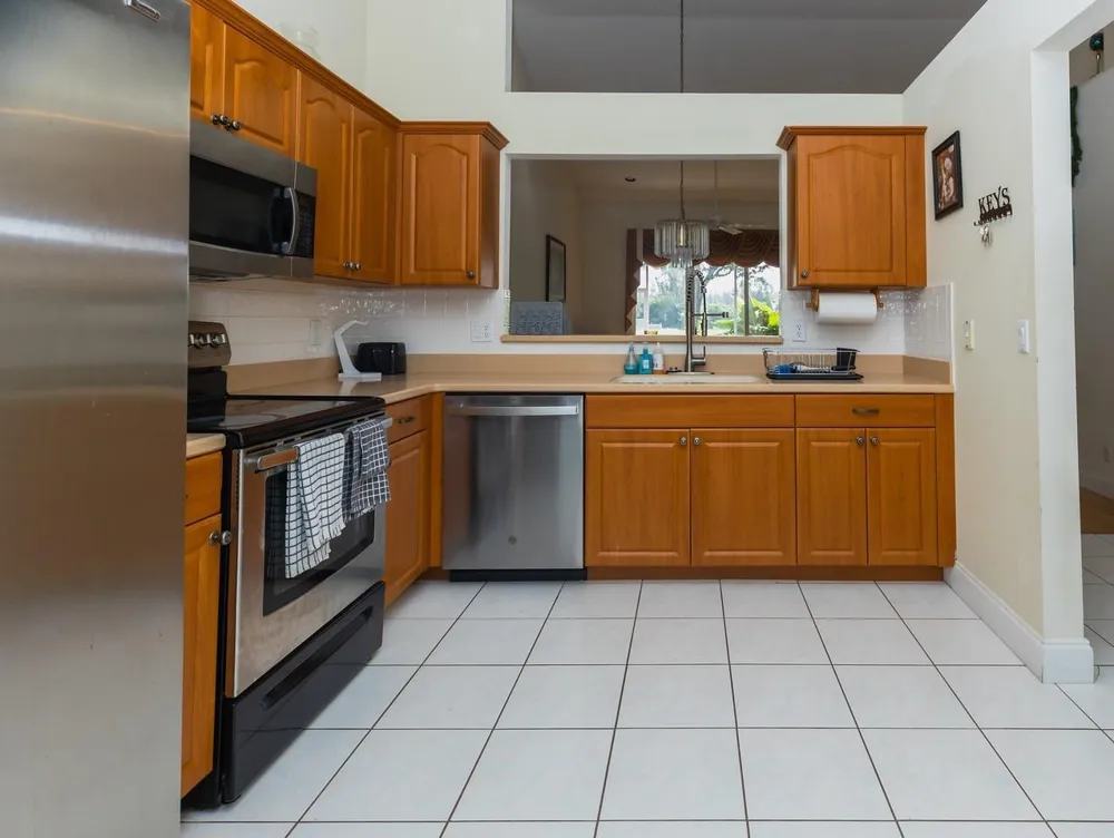 2491 Aragon Boulevard #2 Sunrise, FL 33322