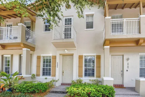 608 NW 25th Avenue