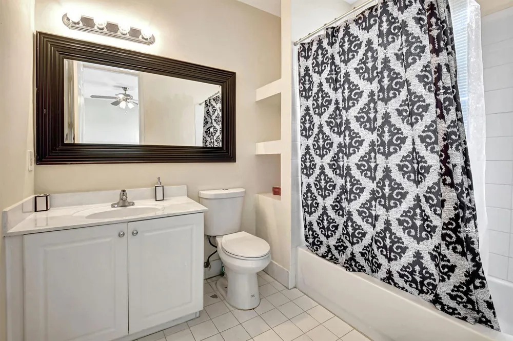 608 NW 25th Avenue Boynton Beach, FL 33426