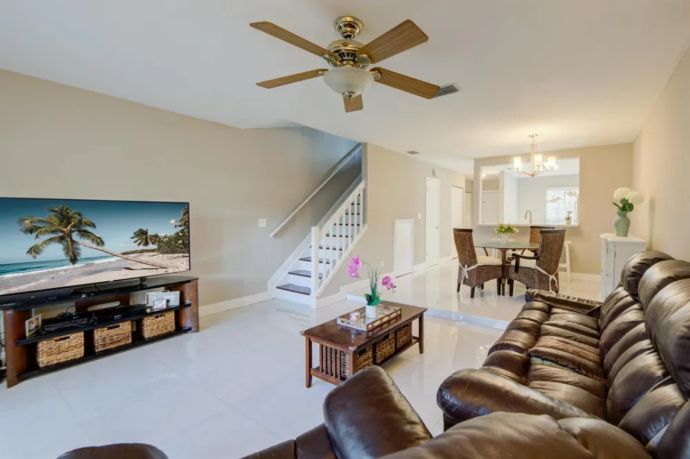 2900 DORCHESTER LANE #2900 Cooper City, FL 33026