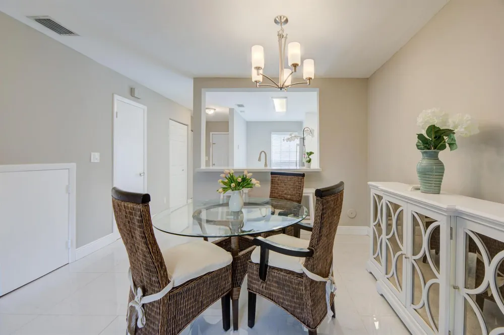 2900 DORCHESTER LANE #2900 Cooper City, FL 33026