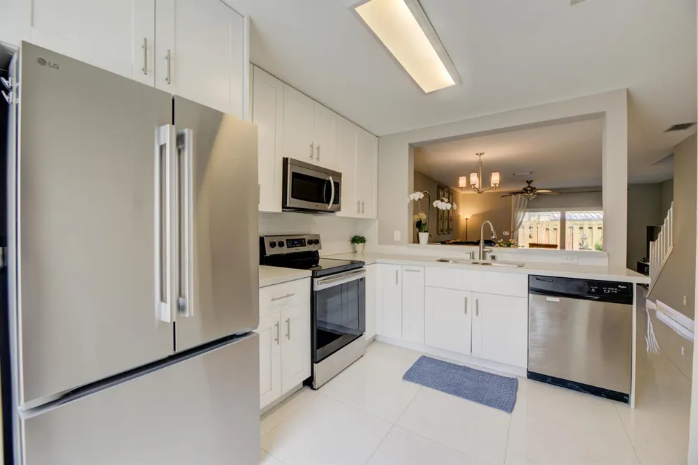 2900 DORCHESTER LANE #2900 Cooper City, FL 33026
