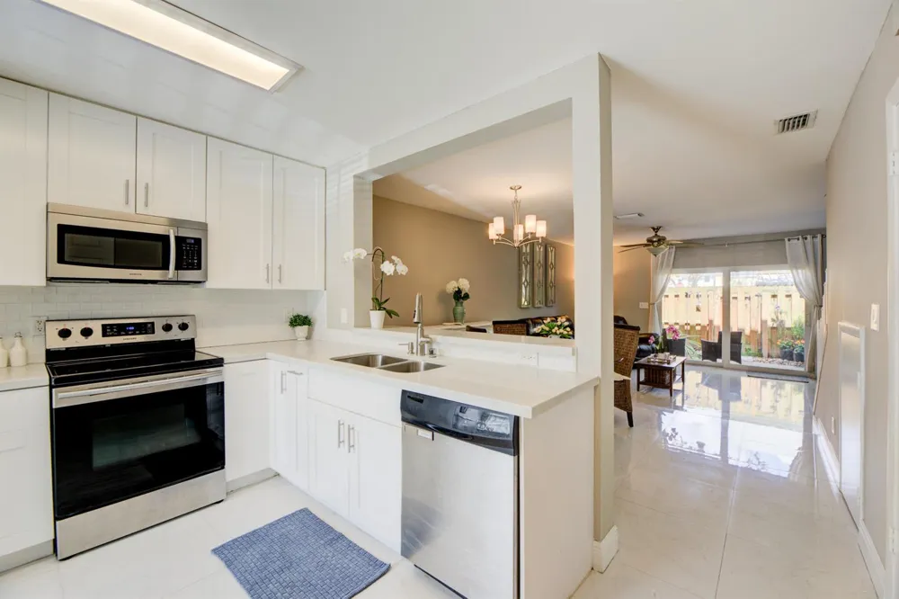2900 DORCHESTER LANE #2900 Cooper City, FL 33026