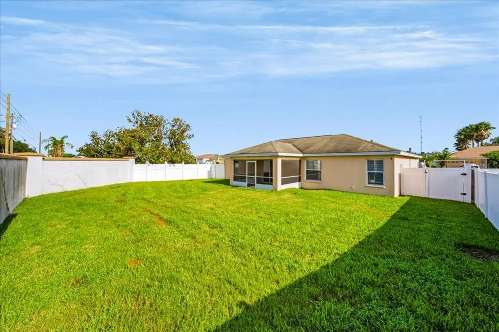 8810 PEBBLEBROOKE DRIVE Lakeland, FL 33810