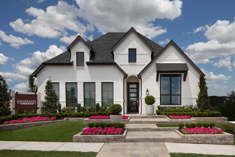 1604 Swan Street Van Alstyne, TX 75495