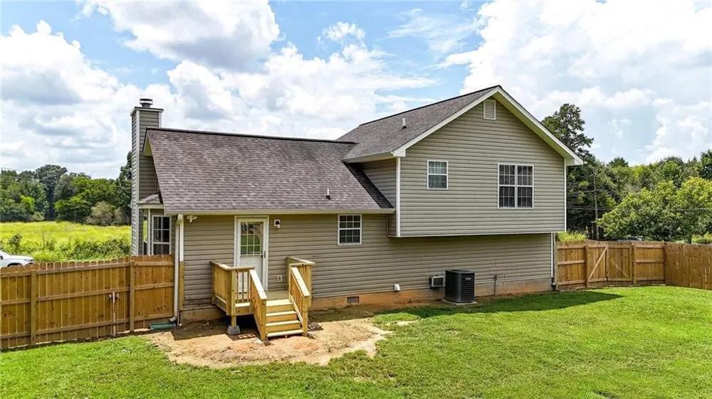 531 White River Road Rockmart, GA 30153