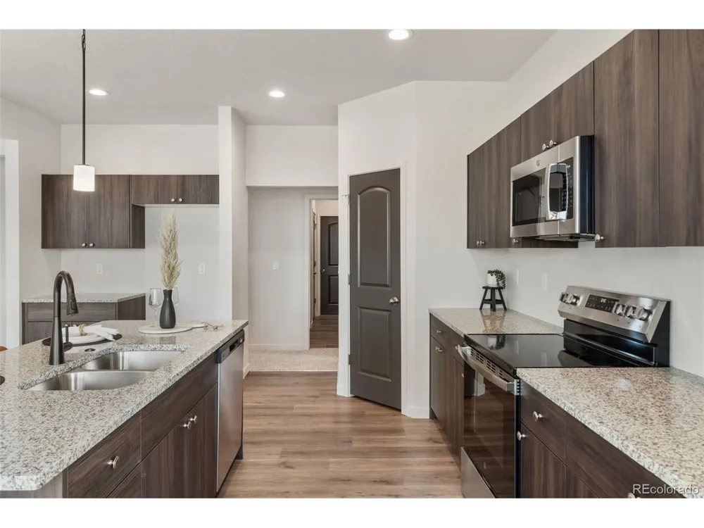 943 E Moonbeam Drive Pueblo West, CO 81007